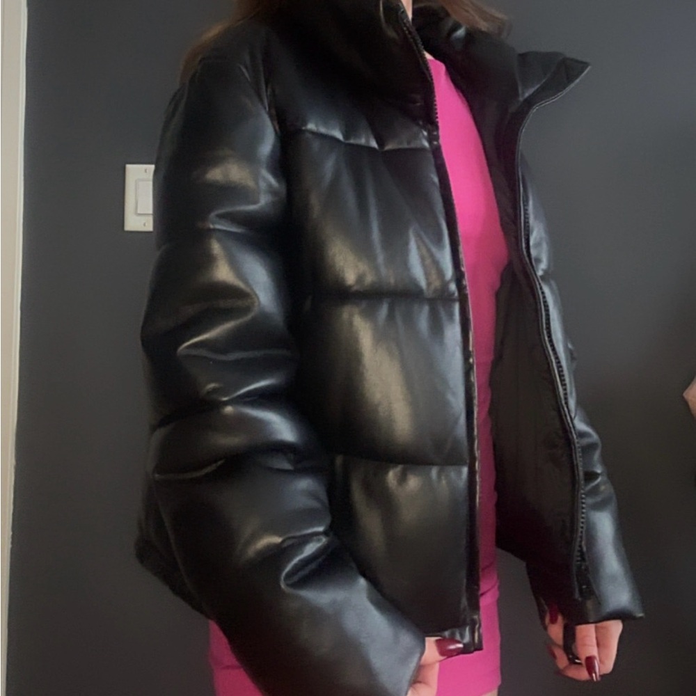 GAP Black Puffer Jacket